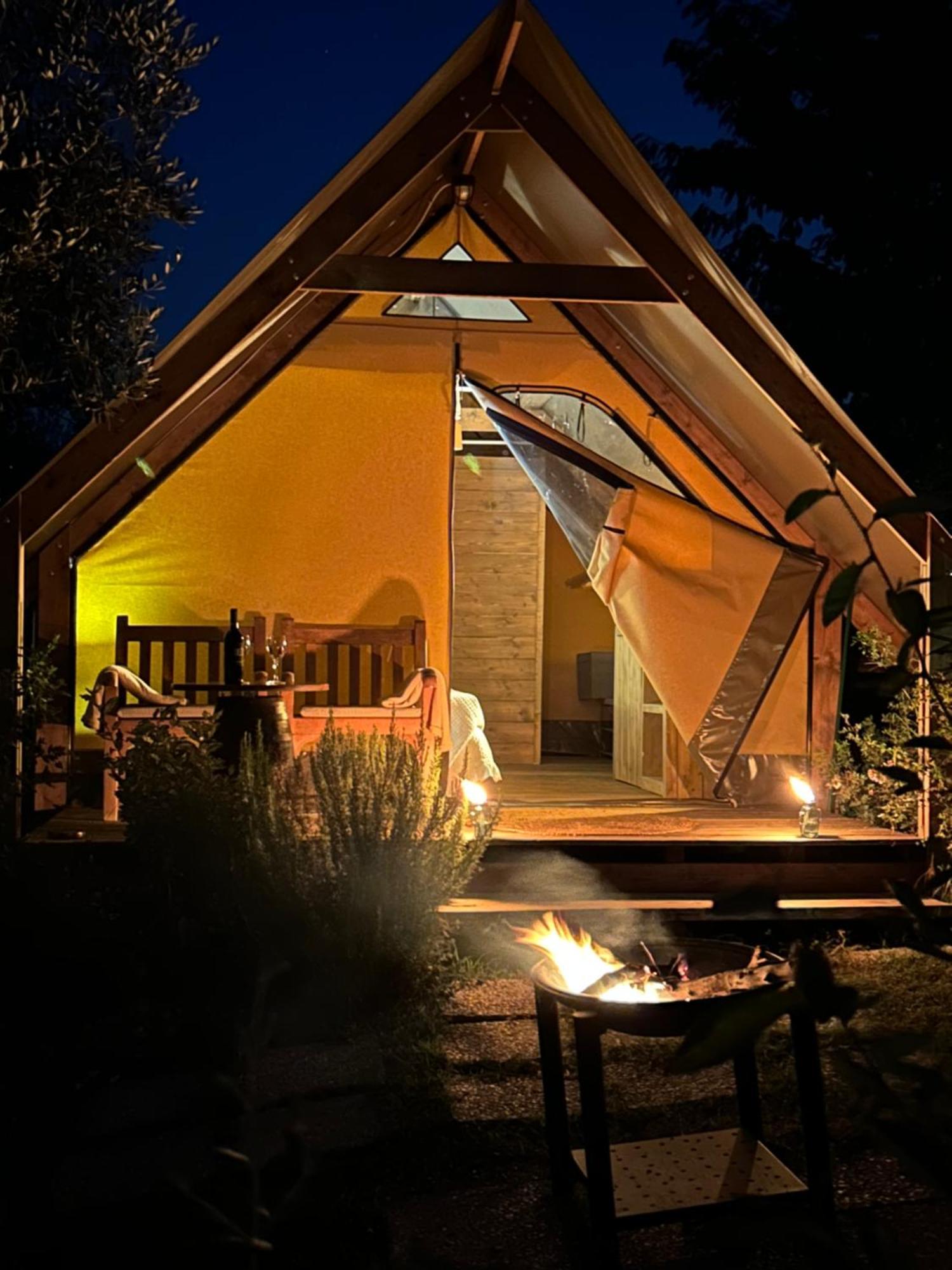 Glamping Suite Il Grillo Lamporecchio Bagian luar foto